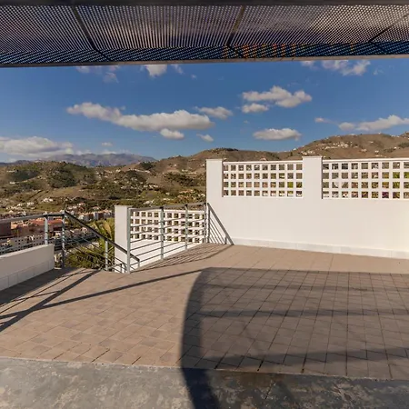 Rentitspain De Ensueno Vista Al Mar Confort Y Piscina Villa