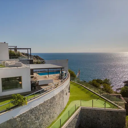Rentitspain De Ensueno Vista Al Mar Confort Y Piscina Villa